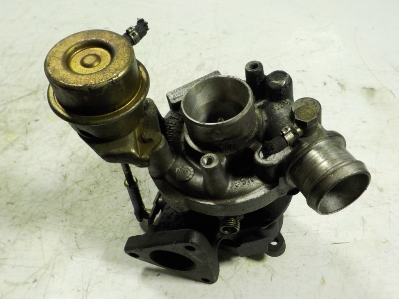 Recambio de turbocompresor para seat cordoba berlina (6k2) stella referencia OEM IAM  038145701F 