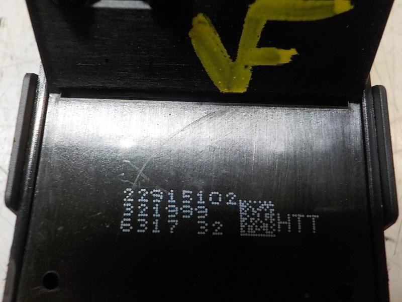 Recambio de mando elevalunas delantero derecho para opel zafira (c) excellence referencia OEM IAM 22915102 22915102 