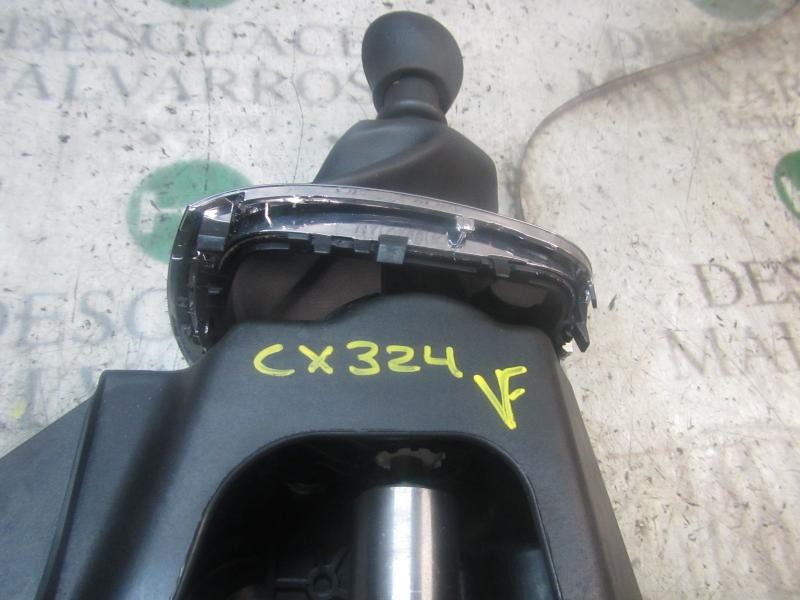 Recambio de palanca cambio para renault megane iii berlina 5 p dynamique referencia OEM IAM 8201062921  