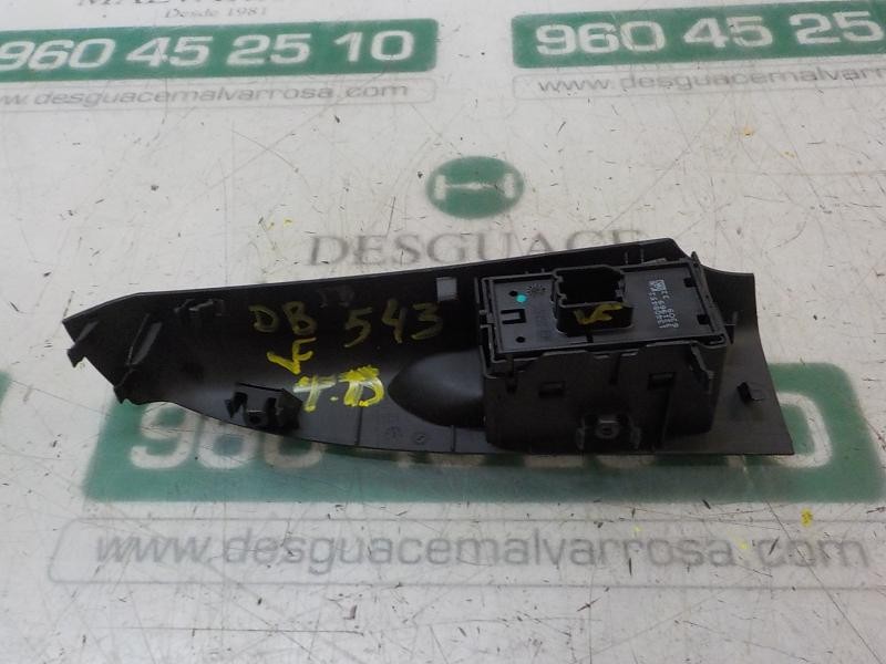 Recambio de mando elevalunas trasero derecho para opel zafira (c) excellence referencia OEM IAM 13408452 13408452 