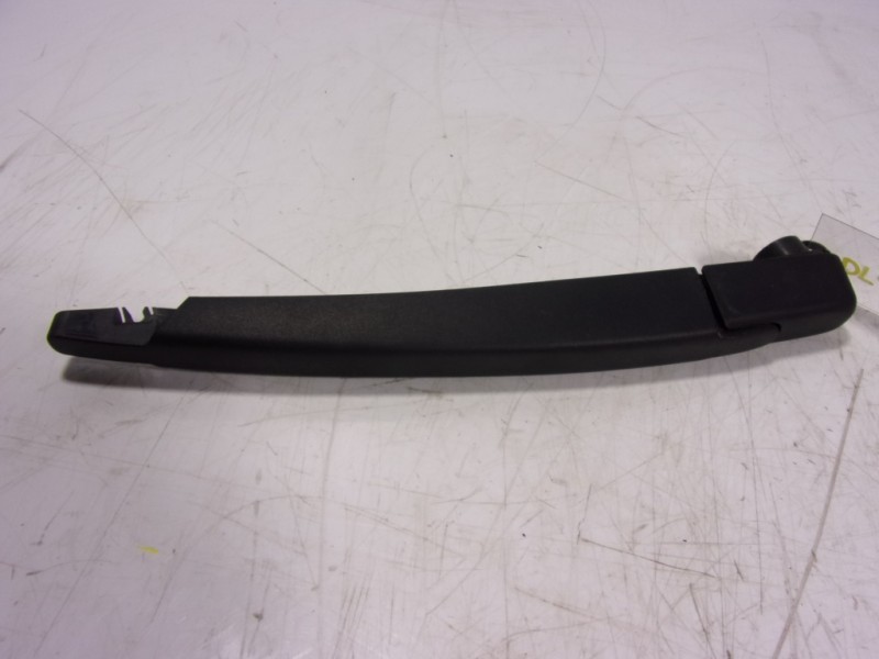 Recambio de brazo limpia trasero para citroën c3 1.2 12v vti / puretech referencia OEM IAM 6429HE  