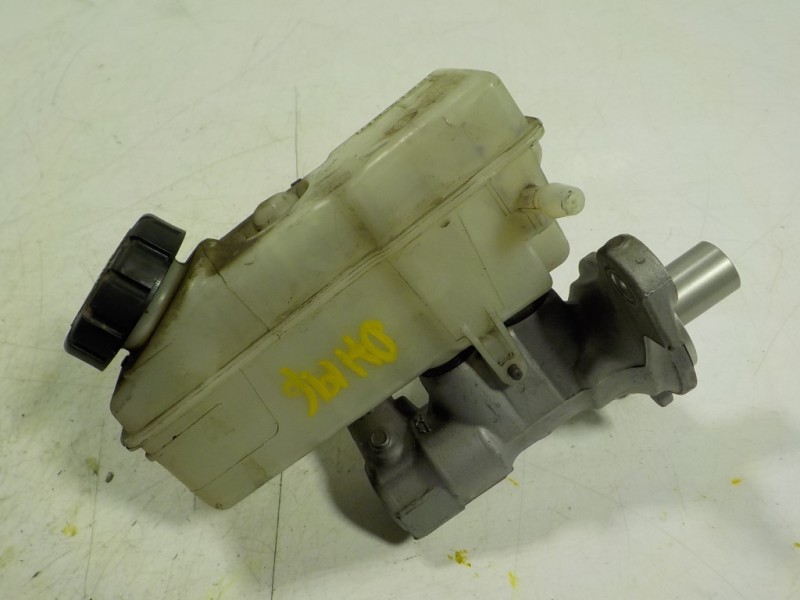 Recambio de bomba freno para dacia sandero 1.5 dci diesel fap cat referencia OEM IAM 460111938R  