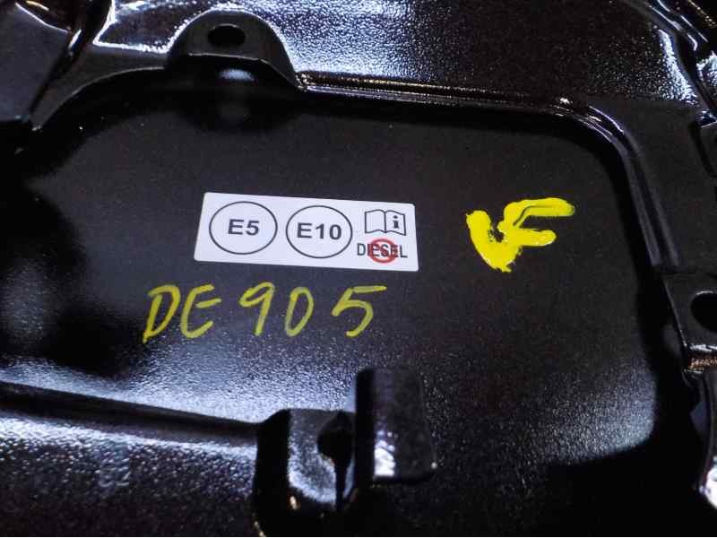 Recambio de tapa combustible para toyota corolla wagon 2.0 16v hybrid referencia OEM IAM 7735002240  