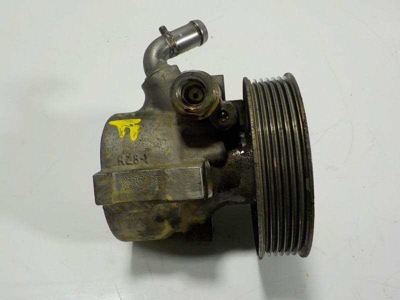 Recambio de bomba direccion para opel combo d 1.3 16v cdti referencia OEM IAM 95528353 51894443 