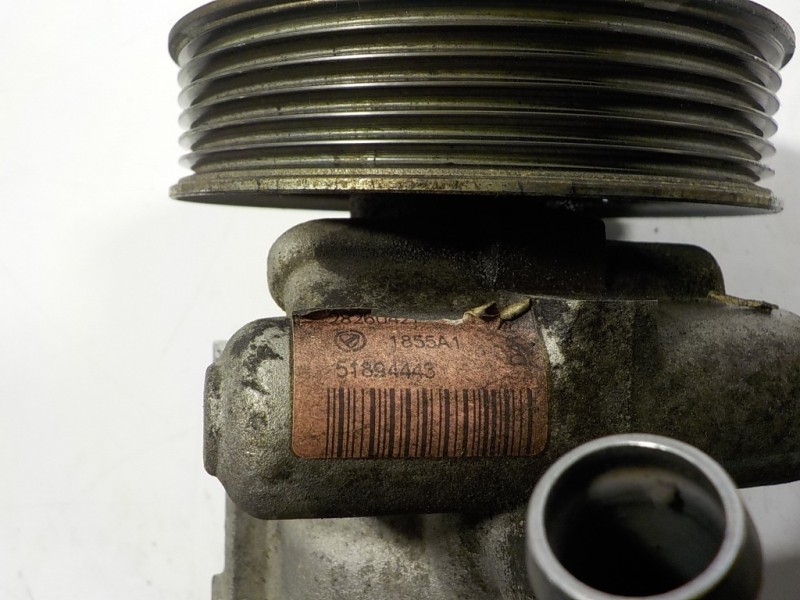 Recambio de bomba direccion para opel combo d 1.3 16v cdti referencia OEM IAM 95528353 51894443 