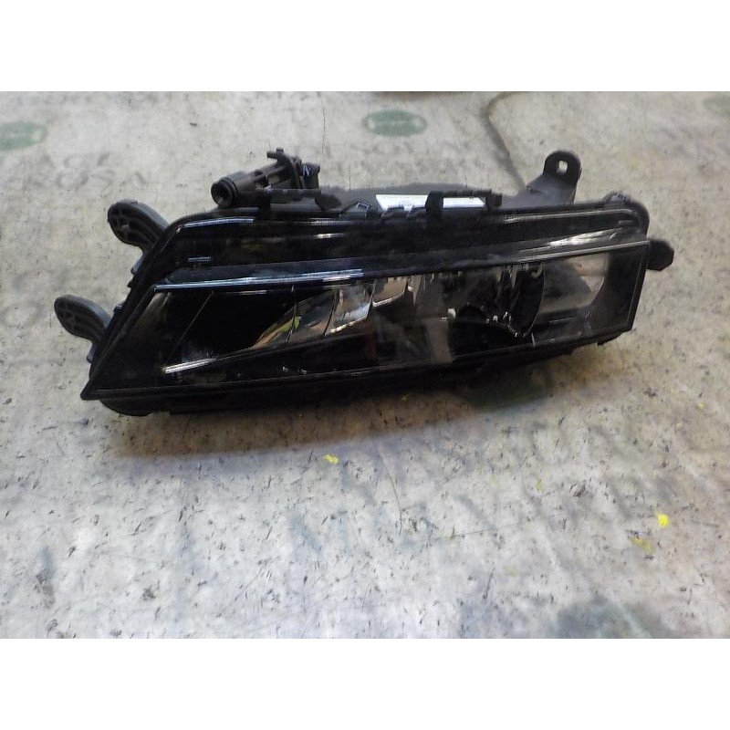 Recambio de faro antiniebla derecho para skoda octavia lim. (5e3) 1.6 tdi dpf referencia OEM IAM 5E0941700F  