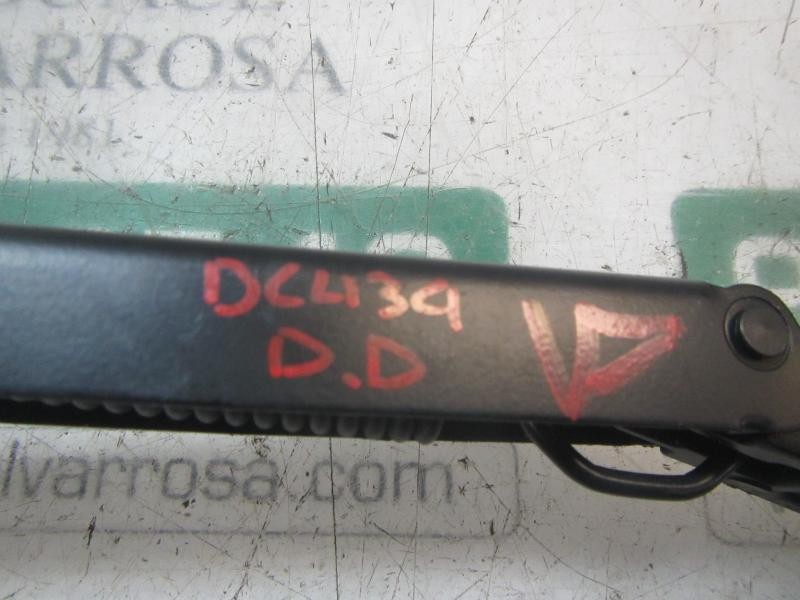 Recambio de brazo limpia delantero derecho para hyundai veloster sport s referencia OEM IAM 983202V000  