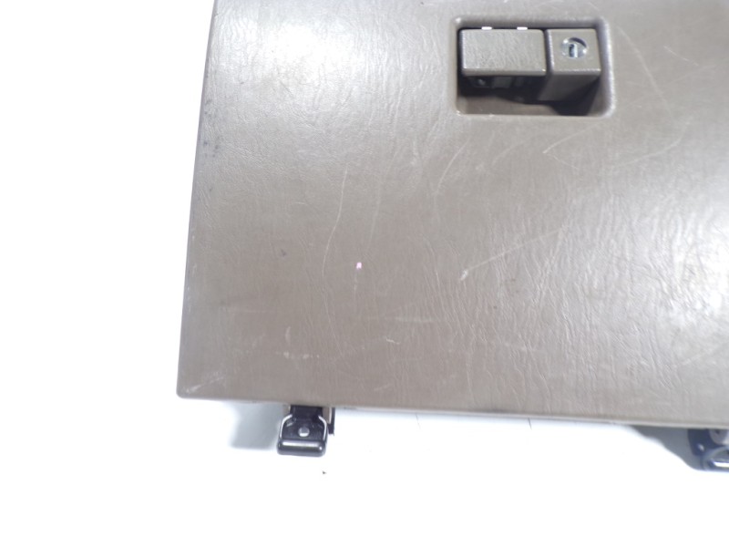 Recambio de guantera para toyota land cruiser (j9) 3.0 turbodiesel referencia OEM IAM 5550160130E0  