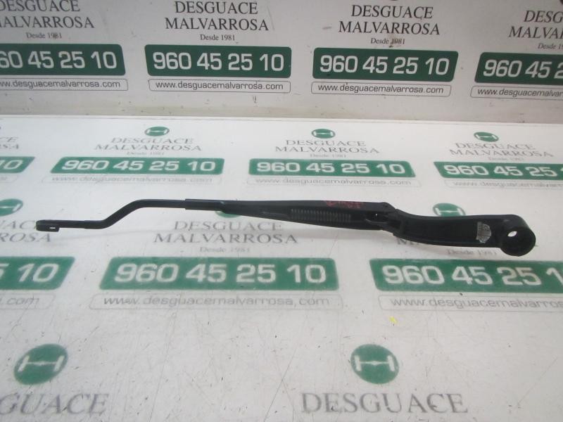 Recambio de brazo limpia delantero izquierdo para hyundai veloster sport s referencia OEM IAM 983102V000  