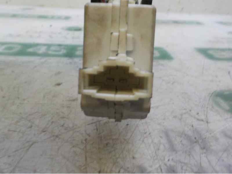 Recambio de motor c/c tapon combustible para audi a3 sportback (8p) 1.6 tdi referencia OEM IAM 8P4862153 8P4862153 