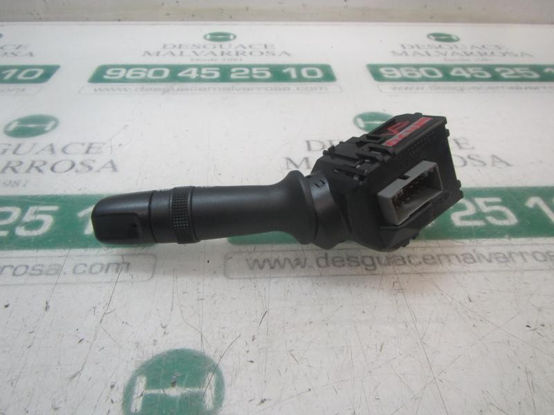 Recambio de mando limpia para hyundai veloster sport s referencia OEM IAM 934202V560  