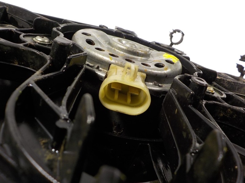 Recambio de electroventilador para opel combo d 1.3 16v cdti referencia OEM IAM 95509899 8F1200000 