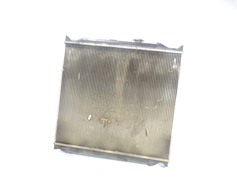 Recambio de radiador agua para toyota land cruiser (j9) 3.0 turbodiesel referencia OEM IAM 1640067131 671303801 671303801