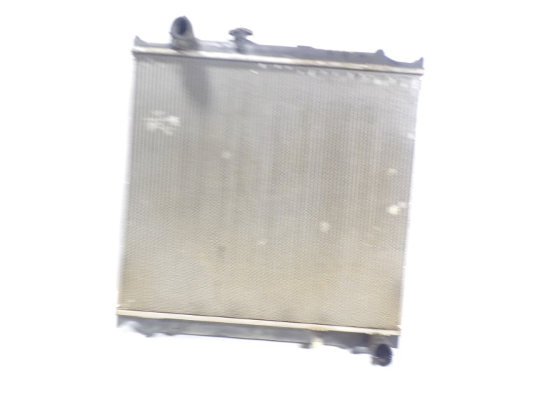 Recambio de radiador agua para toyota land cruiser (j9) 3.0 turbodiesel referencia OEM IAM 1640067131 671303801 671303801