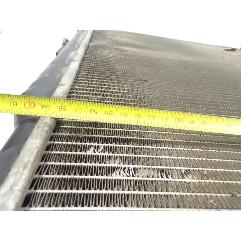 Recambio de radiador agua para toyota land cruiser (j9) 3.0 turbodiesel referencia OEM IAM 1640067131 671303801 671303801