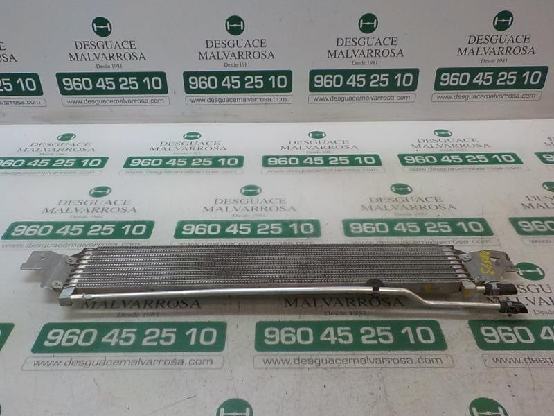 Recambio de radiador aceite para opel zafira (c) excellence referencia OEM IAM 13311081  