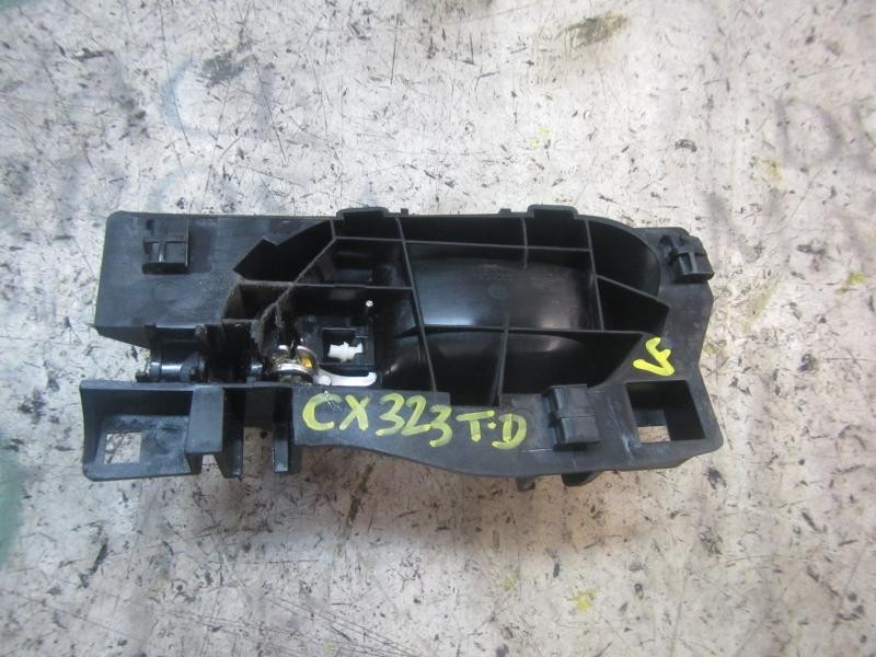 Recambio de maneta interior trasera derecha para peugeot 5008 premium referencia OEM IAM 9144F9  