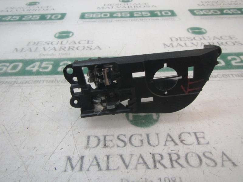 Recambio de maneta interior trasera derecha para hyundai veloster sport s referencia OEM IAM 826202V000CR  