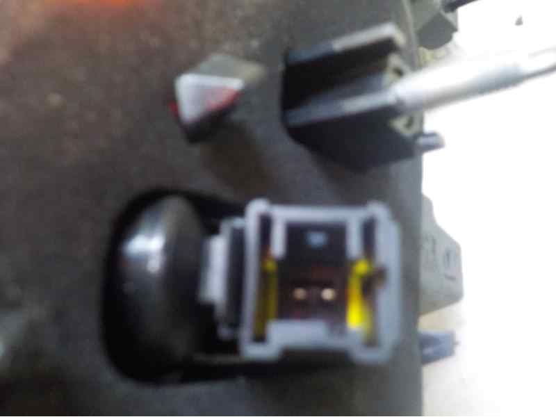 Recambio de piloto trasero izquierdo interior para peugeot 2008 (--.2013) 1.2 12v vti referencia OEM IAM   