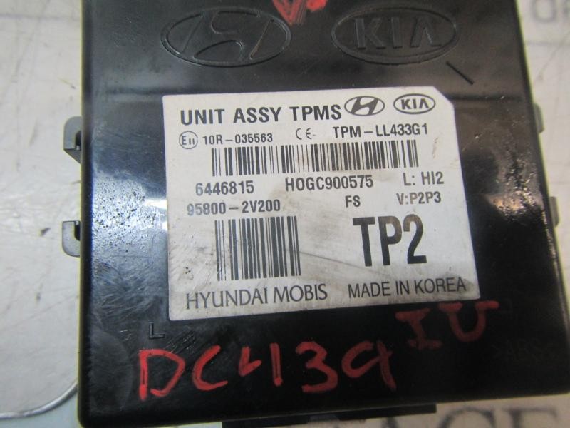 Recambio de modulo electronico para hyundai veloster sport s referencia OEM IAM 958002V200 958002V200 