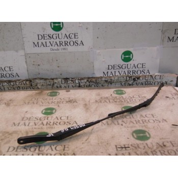 BRAZO LIMPIA DELANTERO DERECHO 