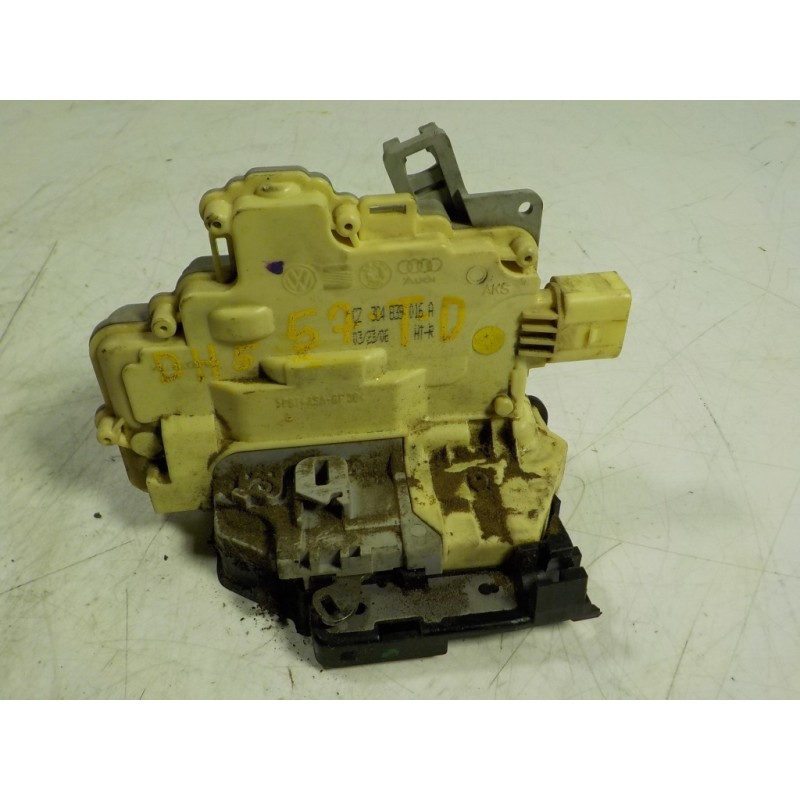Recambio de cerradura puerta trasera derecha para volkswagen passat variant (3c5) 1.9 tdi referencia OEM IAM 3C4839016A 3C483901