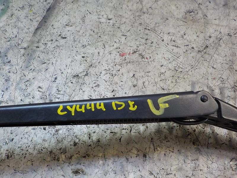 Recambio de brazo limpia delantero izquierdo para seat leon st (5f8) 1.6 tdi referencia OEM IAM 5F1955409  