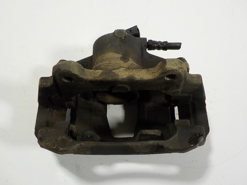 Recambio de pinza freno delantera derecha para opel combo d 1.3 16v cdti referencia OEM IAM 95518215  