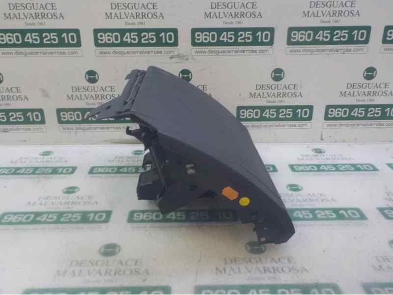 Recambio de guantera para volkswagen t-roc advance referencia OEM IAM   