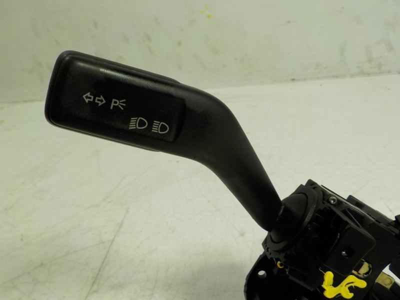 Recambio de mando intermitentes para volkswagen passat variant (3c5) 1.9 tdi referencia OEM IAM 3C9953513P9B9 3C9953507 01403800