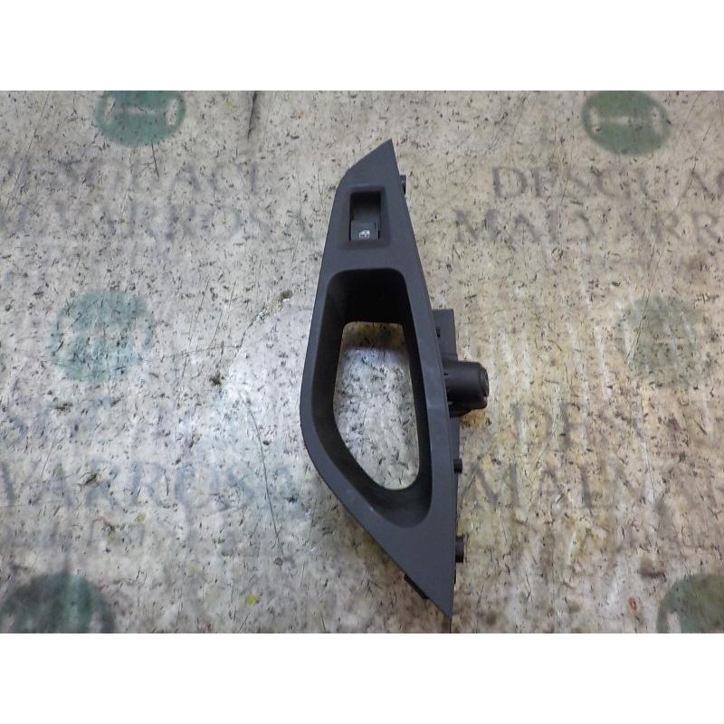 Recambio de mando elevalunas trasero derecho para seat leon st (5f8) 1.6 tdi referencia OEM IAM 5G0959855QWHS  