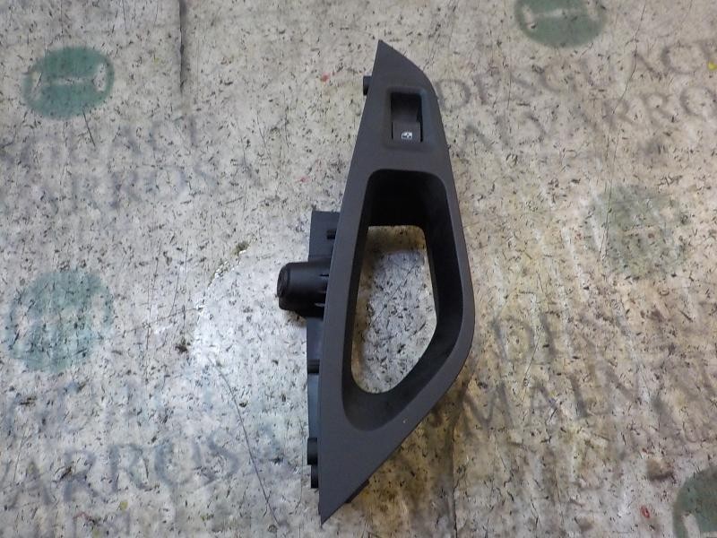 Recambio de mando elevalunas trasero izquierdo para seat leon st (5f8) 1.6 tdi referencia OEM IAM 5G0959855QWHS  