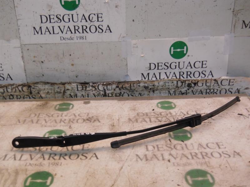 Recambio de brazo limpia delantero izquierdo para opel astra h berlina enjoy referencia OEM IAM   
