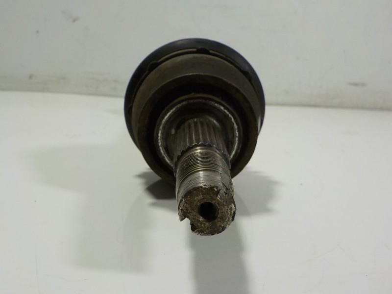 Recambio de transmision izquierda para opel combo d 1.3 16v cdti referencia OEM IAM 95516446  