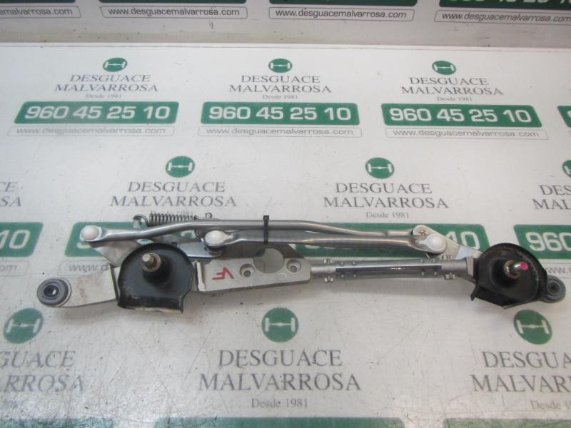 Recambio de articulacion limpia delantero para toyota corolla hybrid referencia OEM IAM 8515002430  