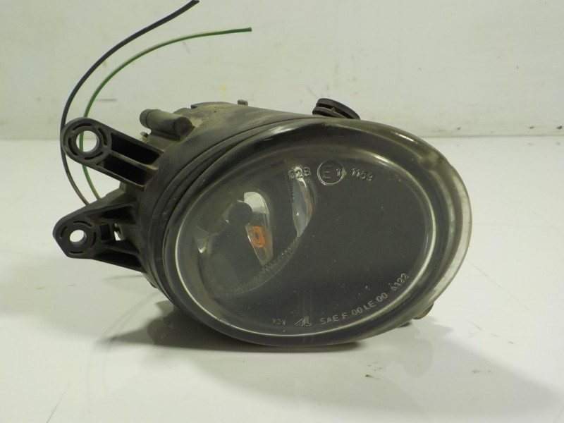 Recambio de faro antiniebla derecho para volvo c70 cabriolet 2.5 20v turbo cat referencia OEM IAM  30698628 