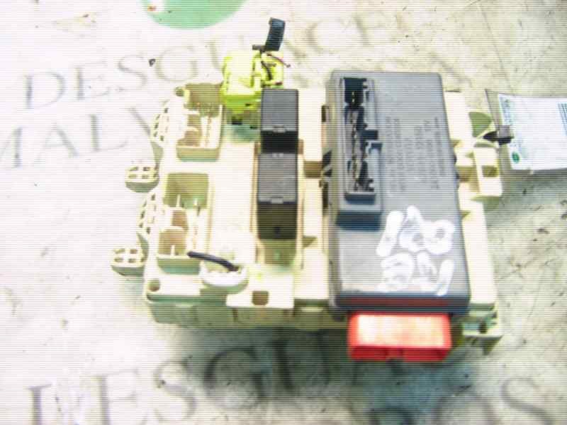 Recambio de caja reles / fusibles para toyota corolla (e11) 1.4 16v cat referencia OEM IAM   
