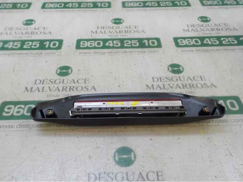 Recambio de piloto trasero central para ford ka (ccu) 1.2 8v cat referencia OEM IAM   