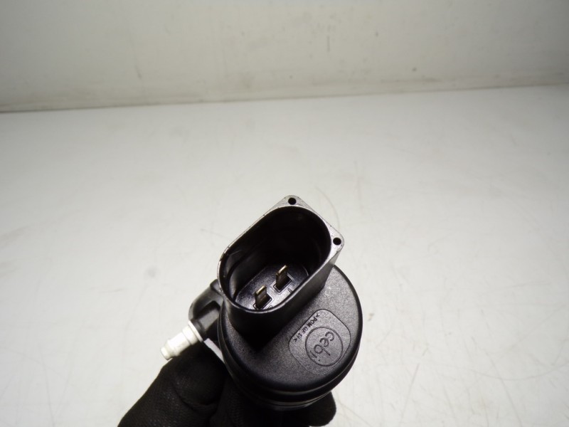 Recambio de bomba limpia para seat leon sportstourer (kl8) style referencia OEM IAM 1K6955651 1K6955651 