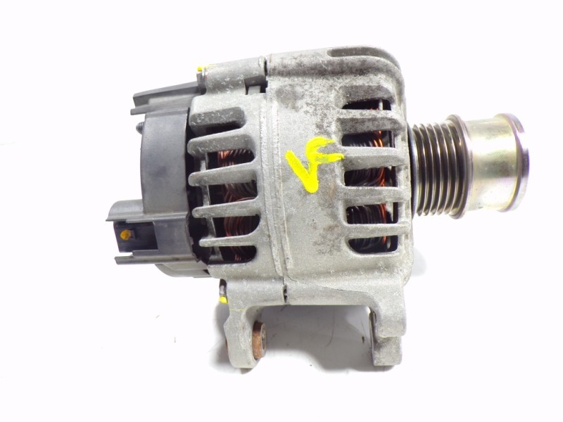 Recambio de alternador para seat leon sc (5f5) 1.4 16v tsi referencia OEM IAM 04E903015 04E903015 217338576