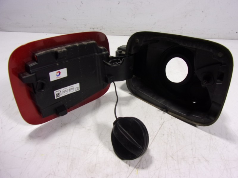 Recambio de tapa combustible para citroën c3 1.2 12v vti / puretech referencia OEM IAM 9812918180  9812916780