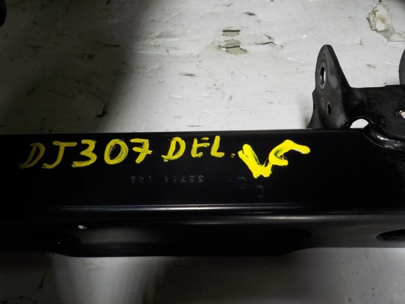 Recambio de puente delantero para mercedes-benz clase m (w164) 3.0 cdi cat referencia OEM IAM A1643300058  