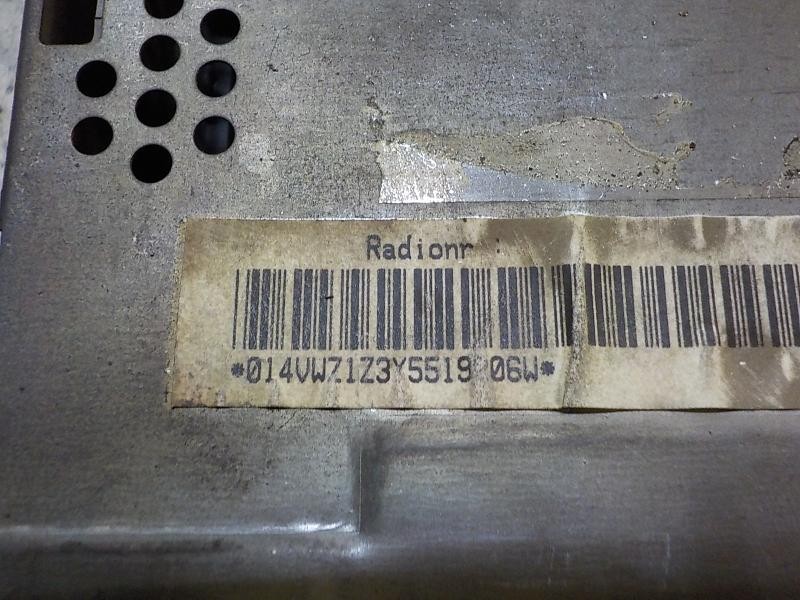 Recambio de sistema audio / radio cd para volkswagen polo berlina (6n2) 1.4 referencia OEM IAM   