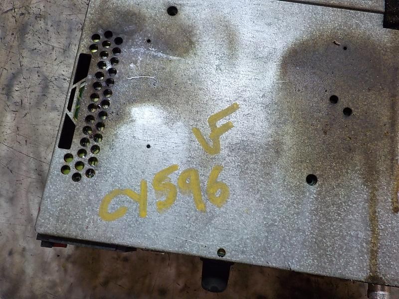 Recambio de sistema audio / radio cd para volkswagen polo berlina (6n2) 1.4 referencia OEM IAM   