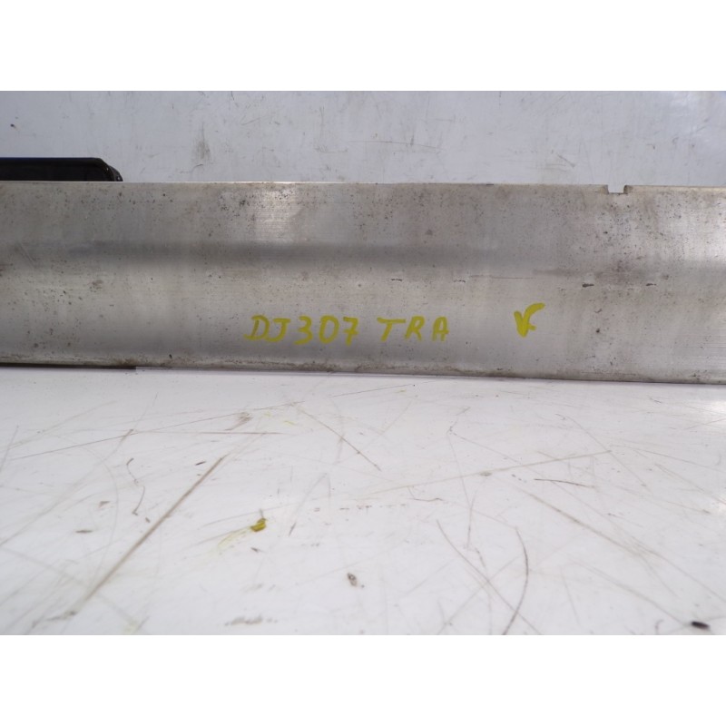 Recambio de refuerzo paragolpes trasero para mercedes-benz clase m (w164) 3.0 cdi cat referencia OEM IAM A1646190122  