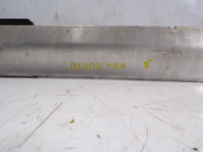 Recambio de refuerzo paragolpes trasero para mercedes-benz clase m (w164) 3.0 cdi cat referencia OEM IAM A1646190122  