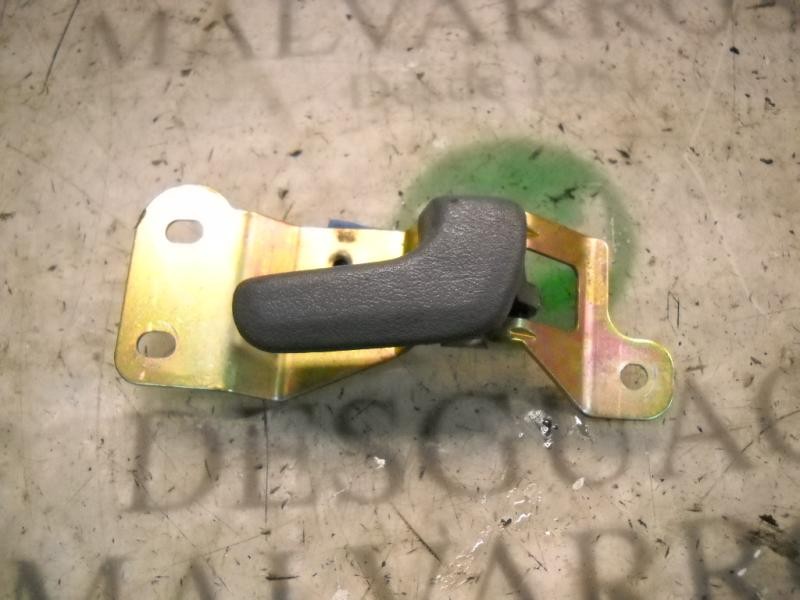 Recambio de maneta interior trasera derecha para ssangyong musso 2.9 tdi grand lux referencia OEM IAM   