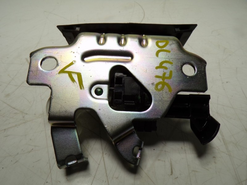 Recambio de cerradura maletero / porton para seat leon sportstourer (kl8) style referencia OEM IAM 5F0827505 5F9827520B 