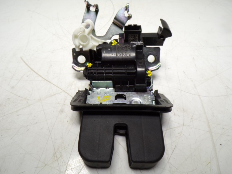 Recambio de cerradura maletero / porton para seat leon sportstourer (kl8) style referencia OEM IAM 5F0827505 5F9827520B 