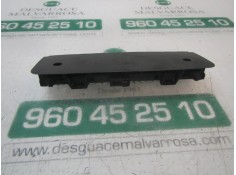 Recambio de piloto trasero central para alfa romeo 147 (190) 1.9 jtd cat referencia OEM IAM    2